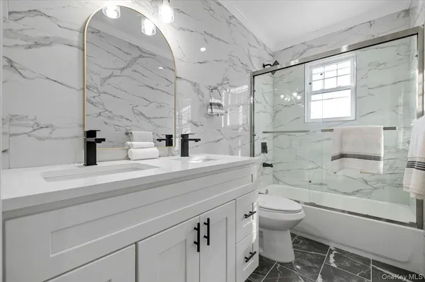 $1,599,000 | 120-27 172nd Street | St. Albans