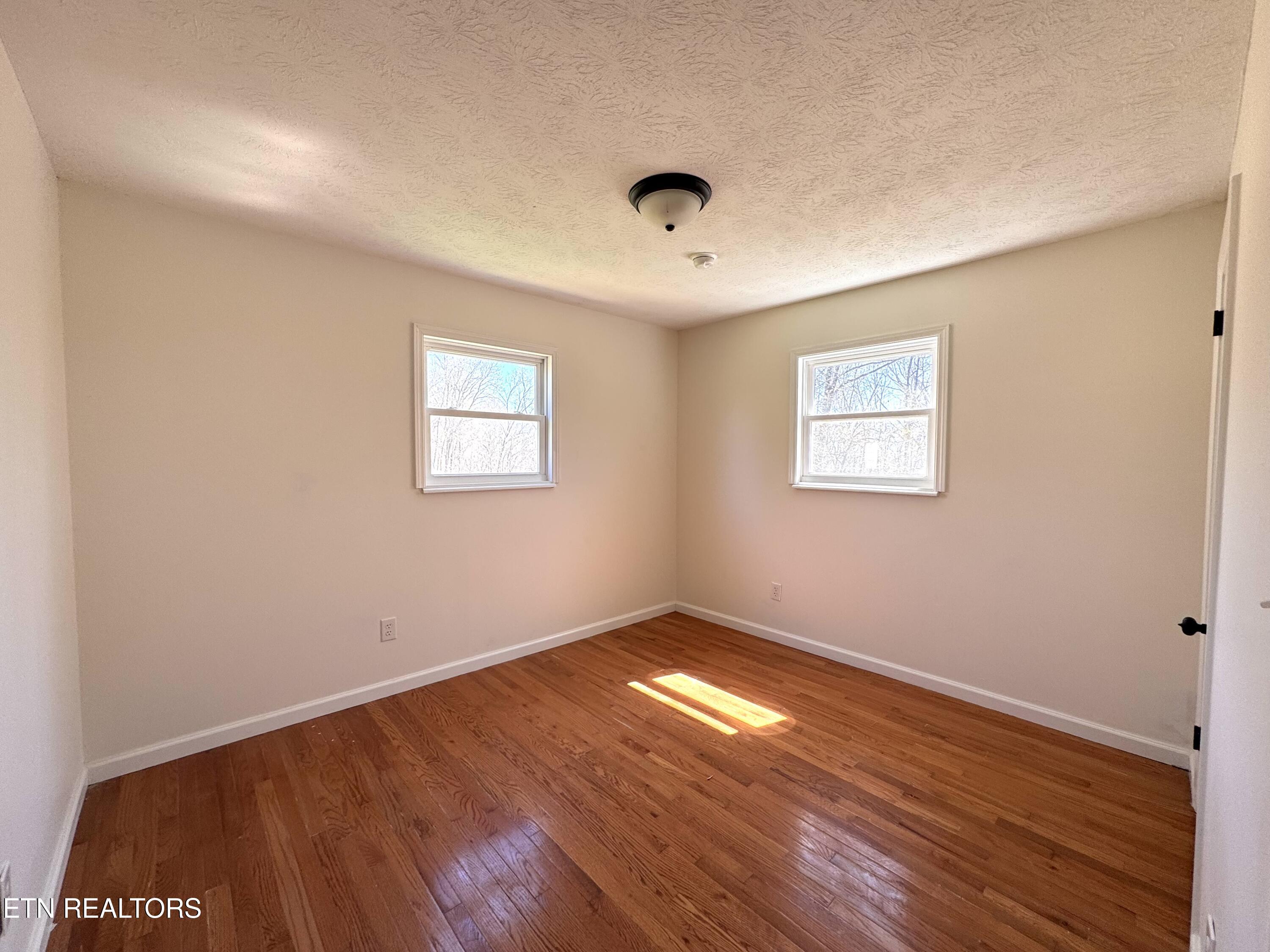 138 South Gaylor Road La Follette, TN 37766 - Photo 22 of 46 IMG_2900