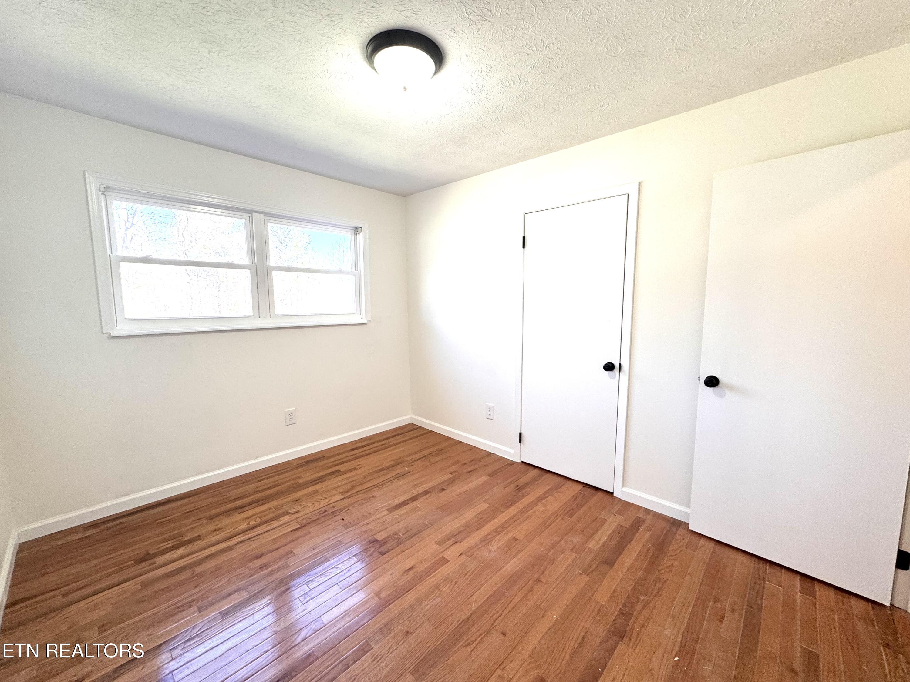 138 South Gaylor Road La Follette, TN 37766 - Photo 25 of 46 IMG_2897