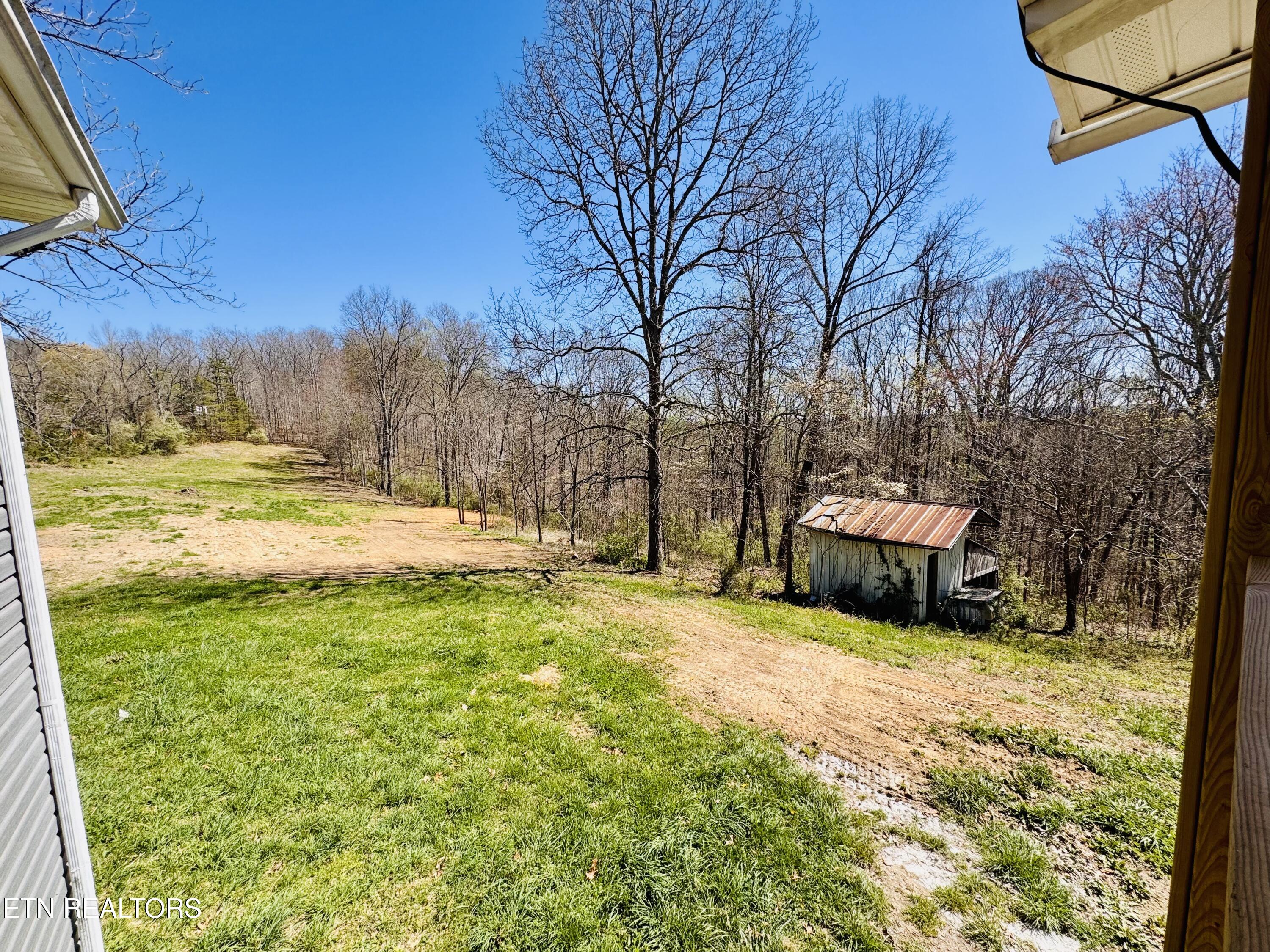 138 South Gaylor Road La Follette, TN 37766 - Photo 34 of 46 IMG_2929