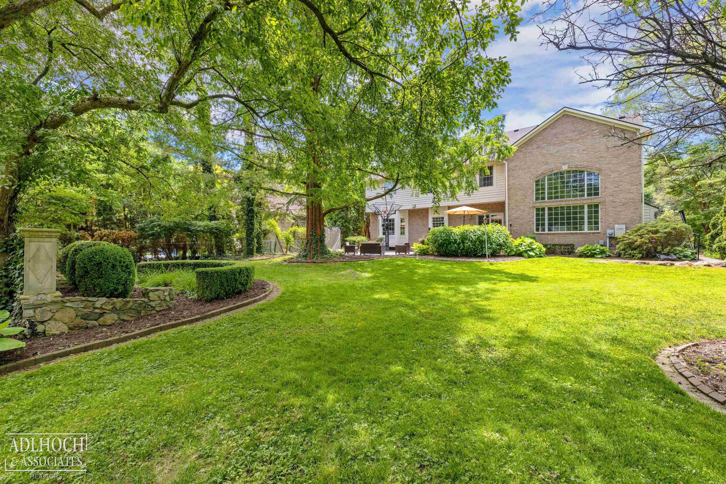 758 Middlesex Road Grosse Pointe, MI 48230 - Photo 33 of 41 Gallery Image 33
