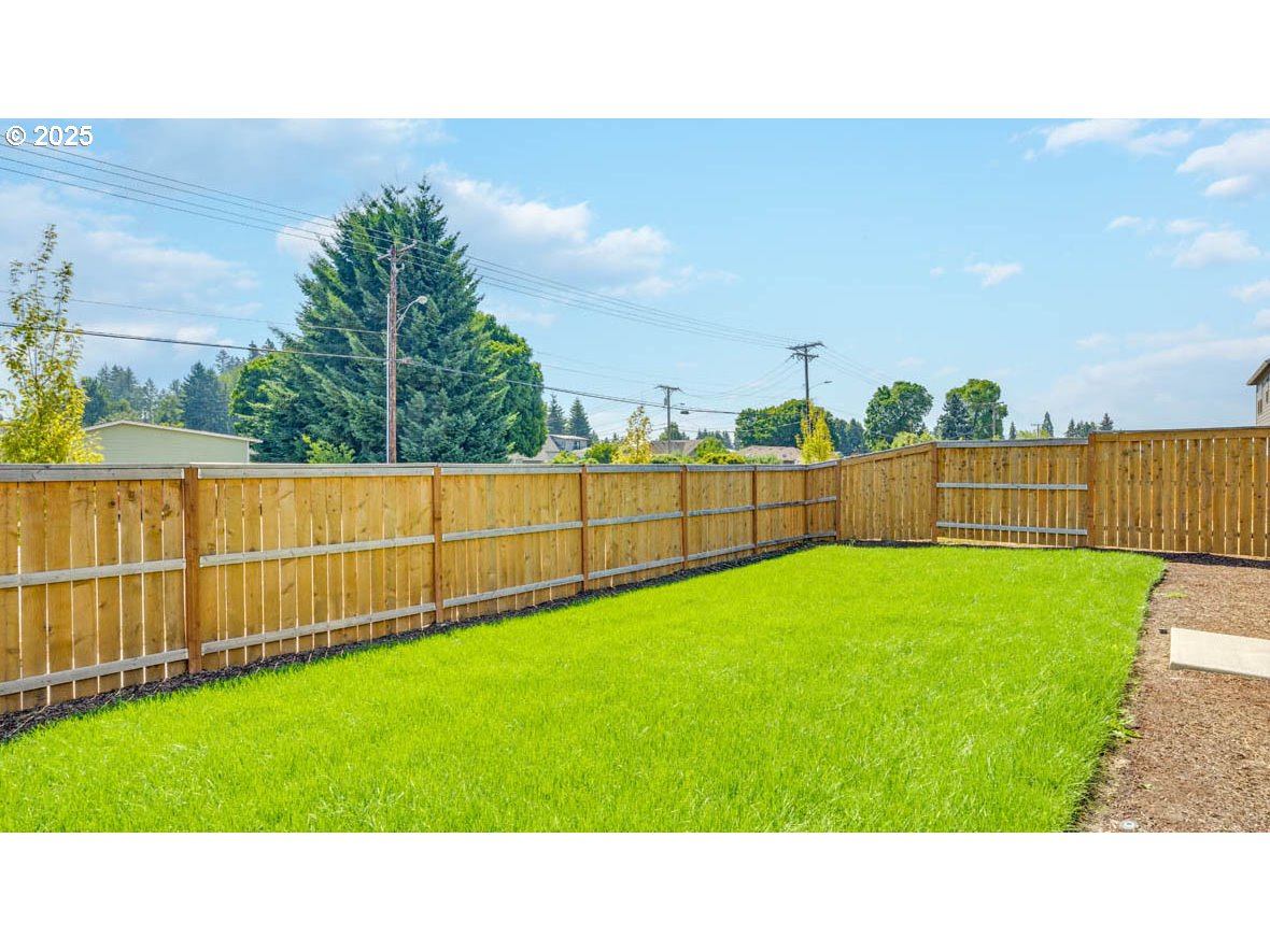 2839 U Street Springfield, OR 97477 - Photo 27 of 29