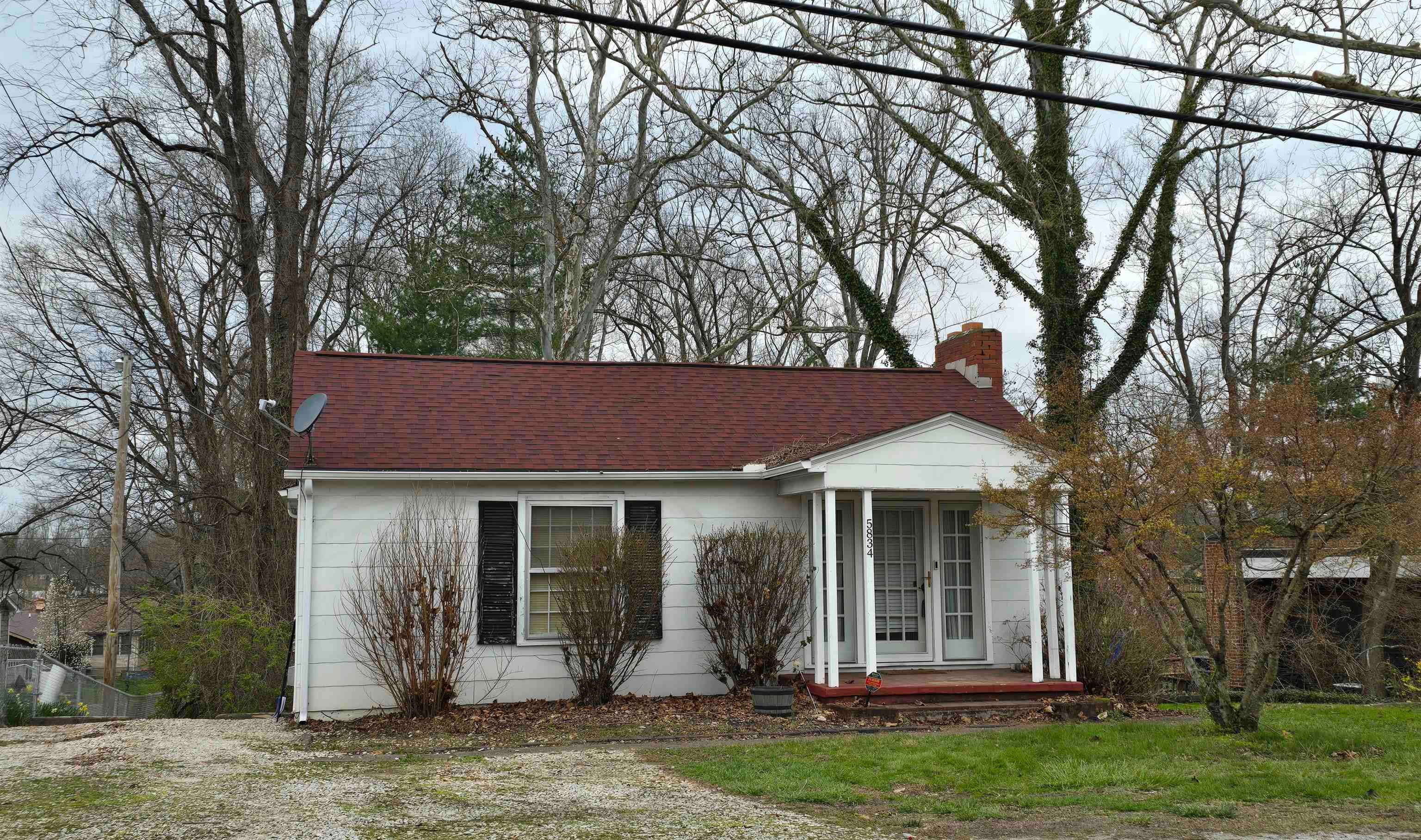 5834 East Pea Ridge Road Huntington, WV 25705 - Photo 1 of 14 Gallery Image 1