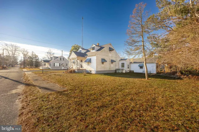 $225,000 | 404 Nanticoke Street, Sharptown, MD 21861