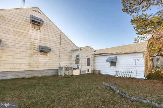 $225,000 | 404 Nanticoke Street, Sharptown, MD 21861