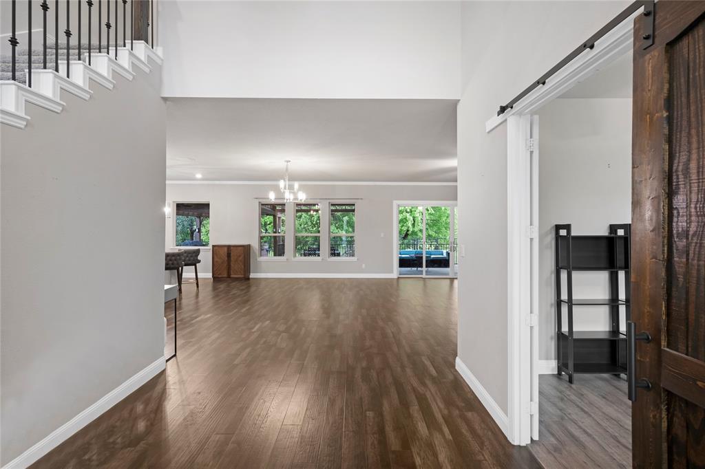 1017 Ranger Drive DeSoto, TX 75115 - Photo 4 of 39