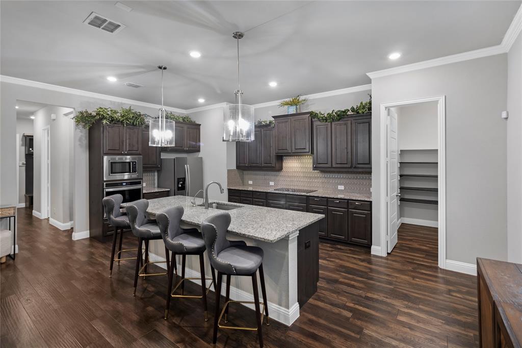 1017 Ranger Drive DeSoto, TX 75115 - Photo 6 of 39