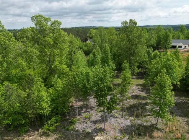 $89,000 | 260 Cherokee Path, Unit JF285, Jasper, TN 37347