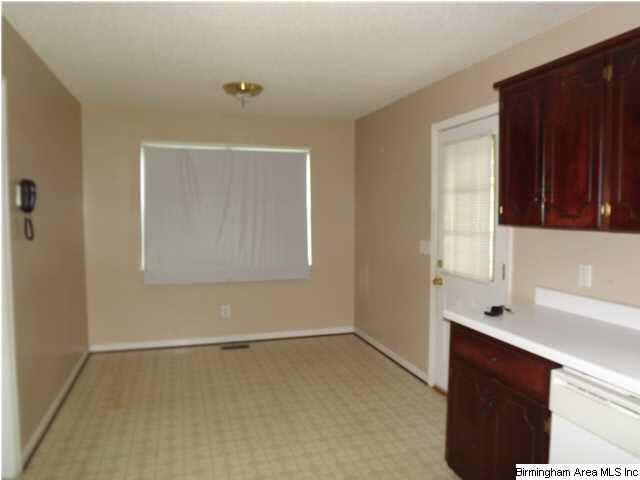 651 Mark Green Road Jacksonville, AL 36265 - Photo 4 of 18
