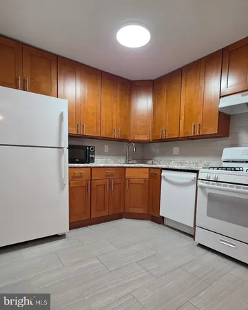 $1,500 | 9926-00 Haldeman Avenue, Unit 135, Philadelphia, PA 19115