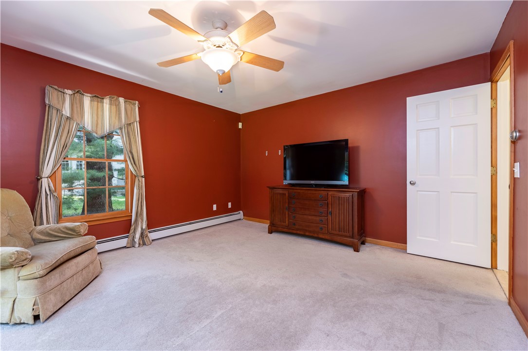 200 Table Rock Road South Kingstown, RI 02879 - Photo 20 of 47