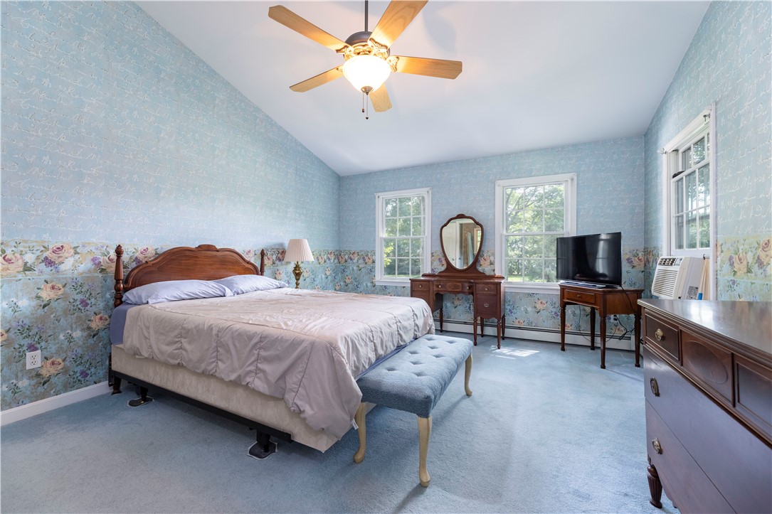 200 Table Rock Road South Kingstown, RI 02879 - Photo 22 of 47