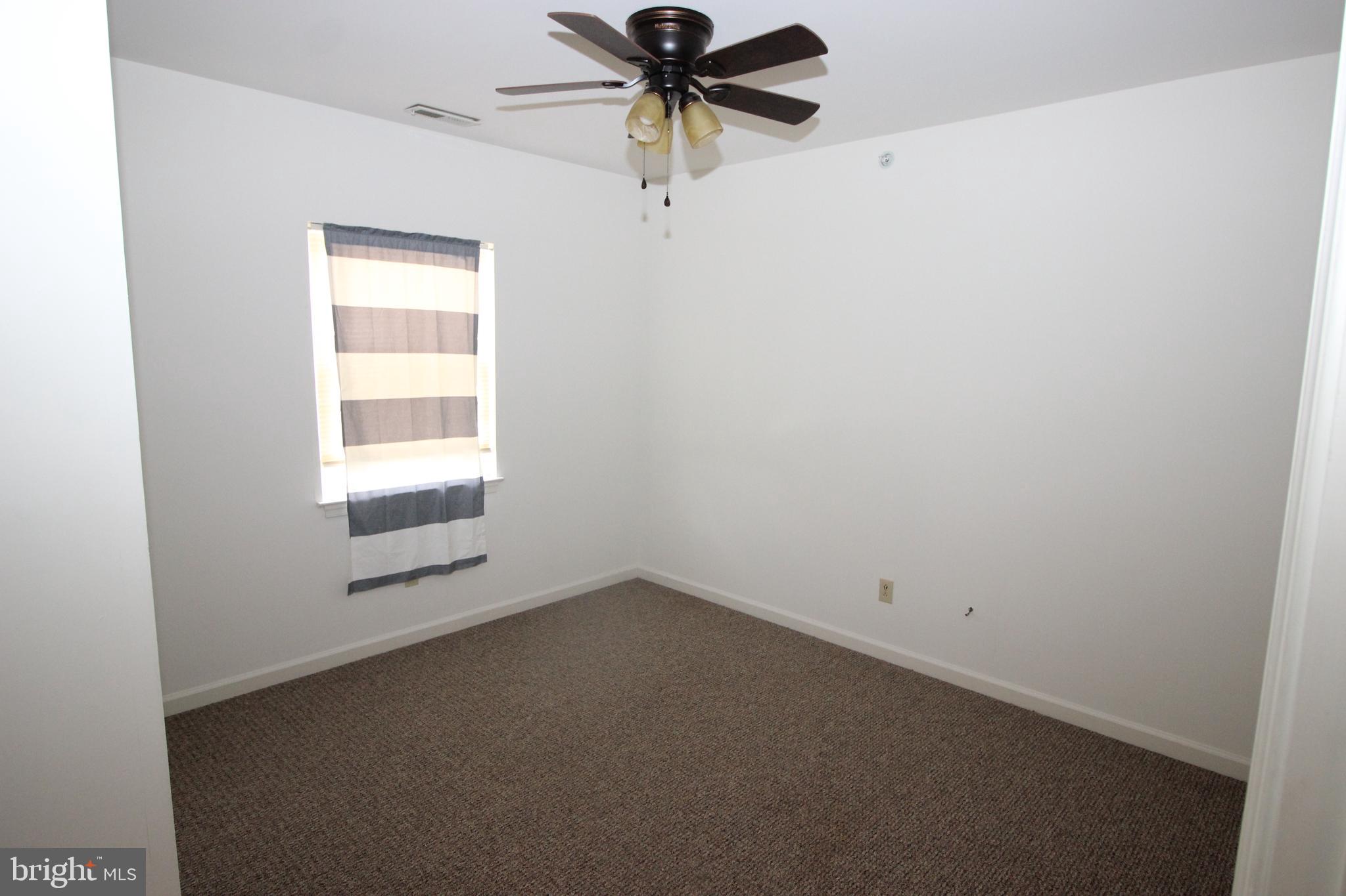 1114 Easton Road, Unit D Abington, PA 19001 - Photo 6 of 9 Bedroom 1