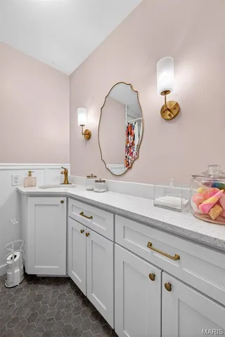 $420,000 | 9756 Wickstrom Terrace, St. Louis, MO 63123