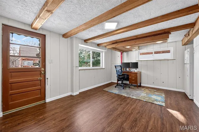 $420,000 | 9756 Wickstrom Terrace, St. Louis, MO 63123