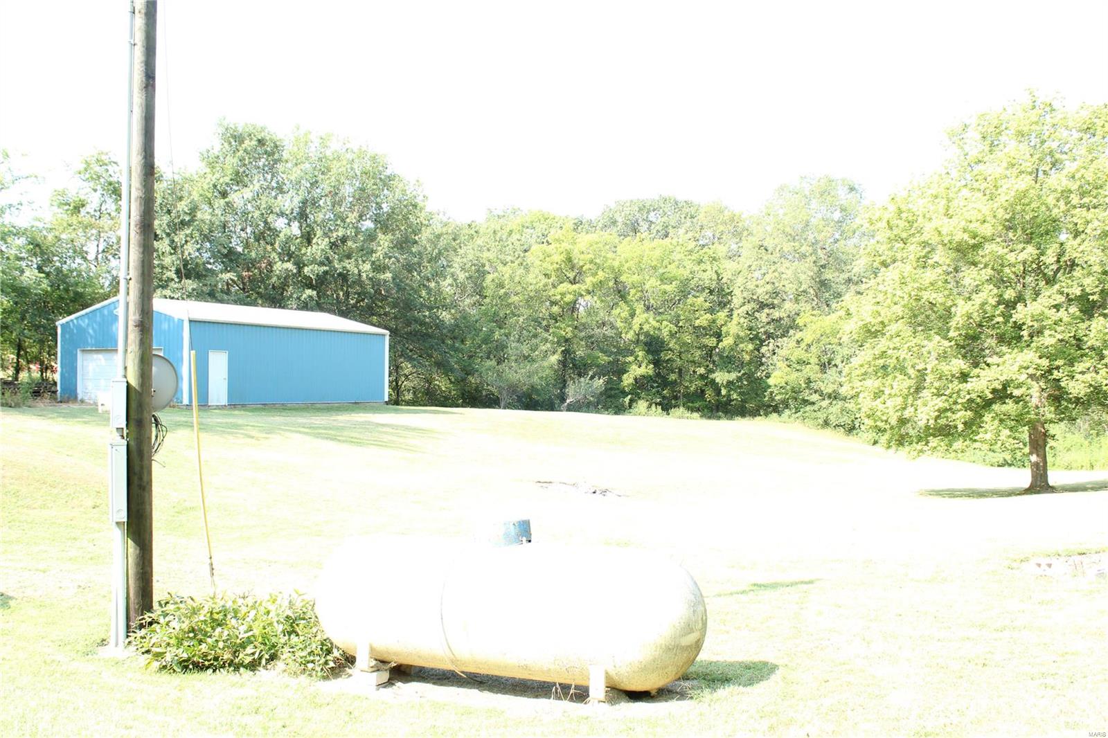 1195 Timberline Road Sorento, IL 62086 - Photo 30 of 31