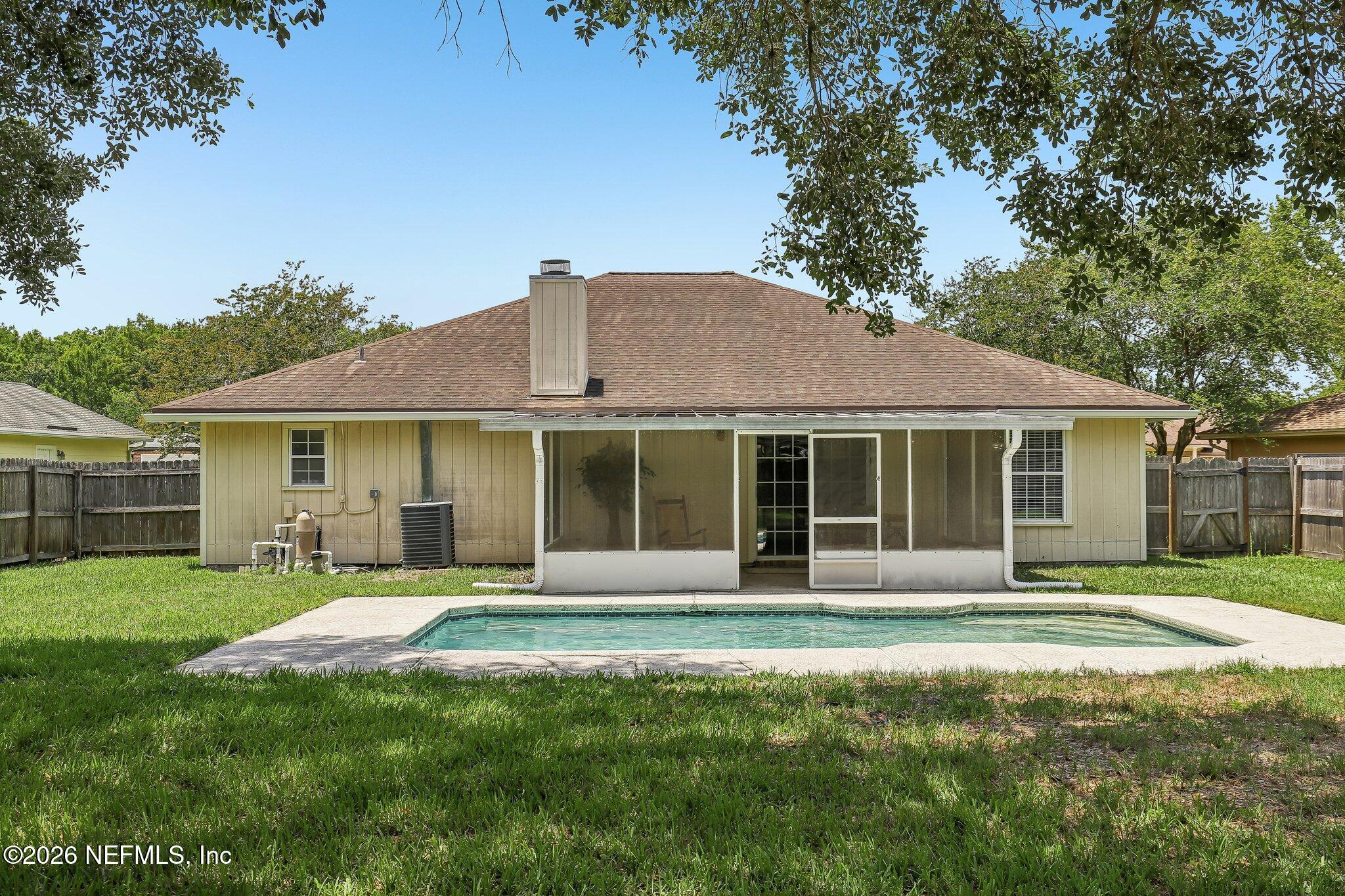 7180 Ridgeglen Court Jacksonville, FL 32216 - Photo 38 of 53 Rear