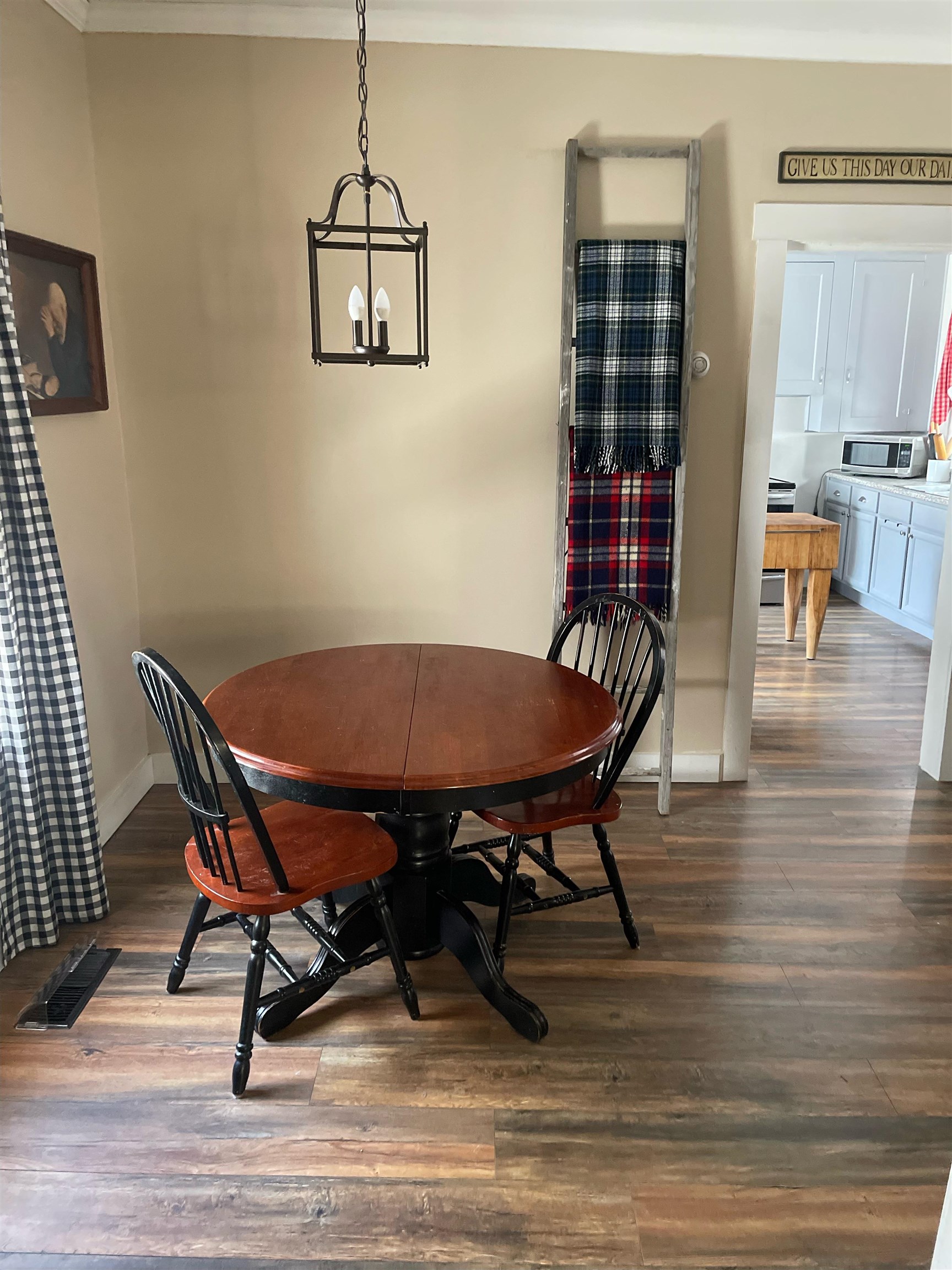 12 Orchard Street Rochester, NH 03867 - Photo 3 of 11