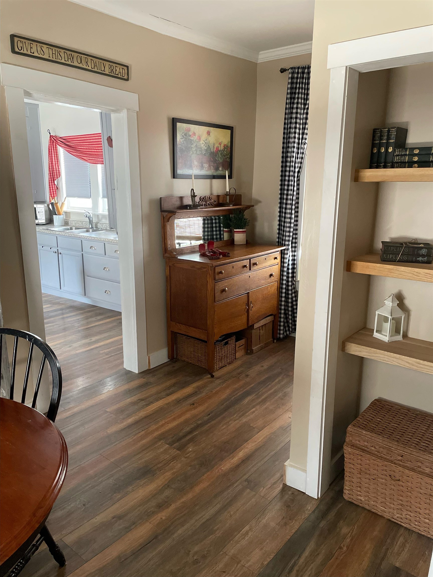12 Orchard Street Rochester, NH 03867 - Photo 4 of 11