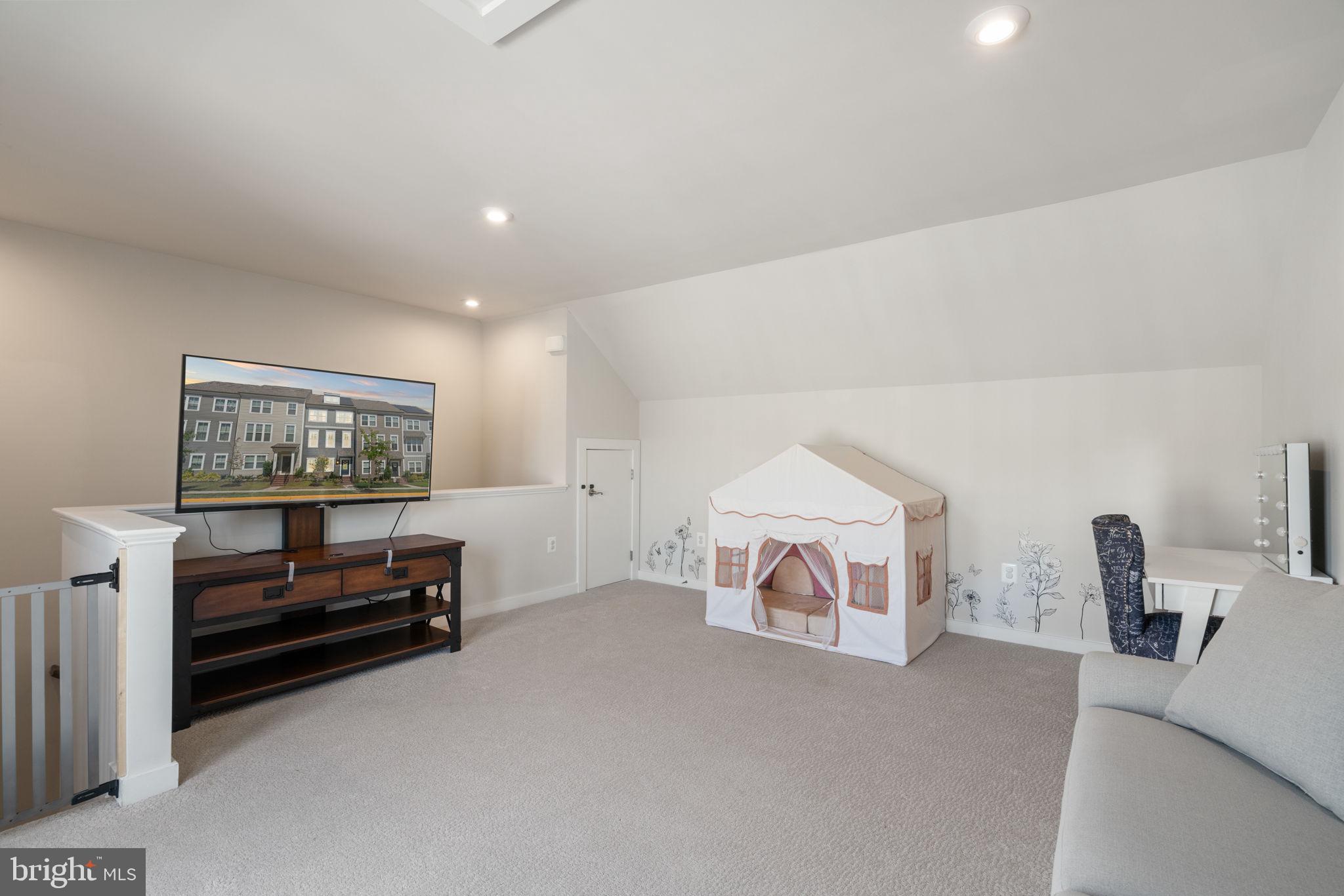 1766 Hickory Woods Road Dumfries, VA 22026 - Photo 35 of 78