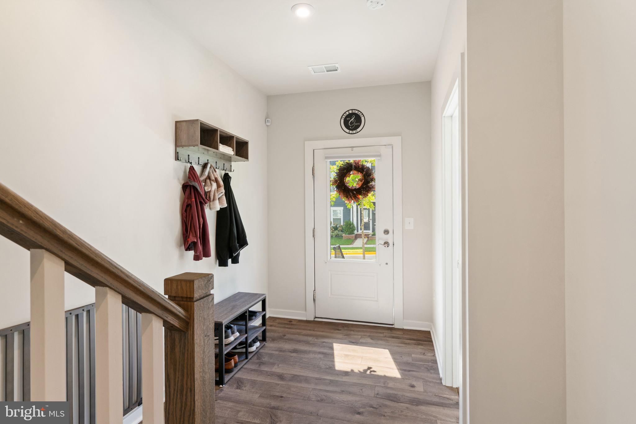 1766 Hickory Woods Road Dumfries, VA 22026 - Photo 4 of 78