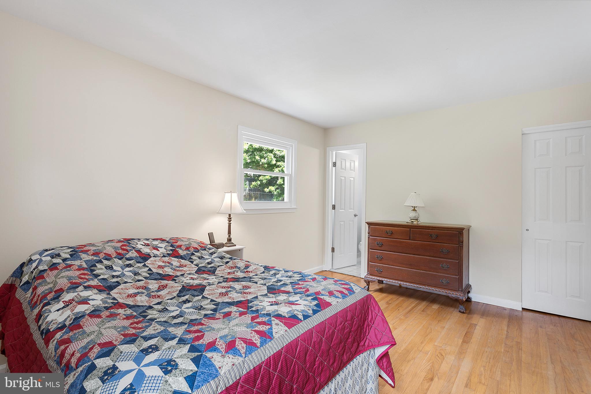 123 Windham Way Freehold, NJ 07728 - Photo 16 of 22 Master bedroom