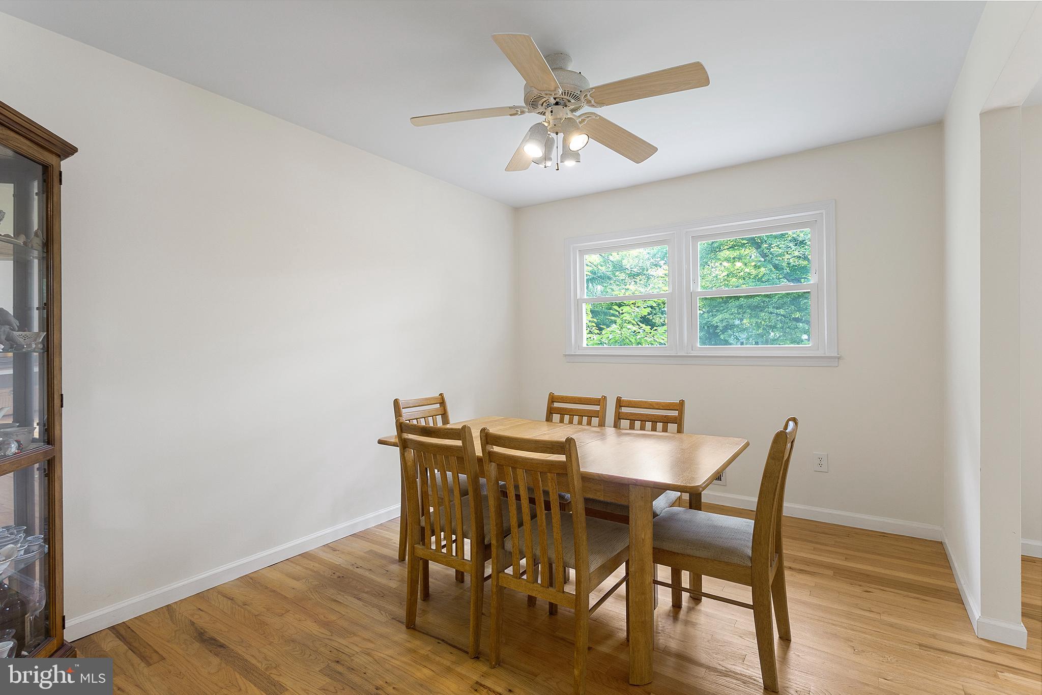 123 Windham Way Freehold, NJ 07728 - Photo 8 of 22 Formal dining room