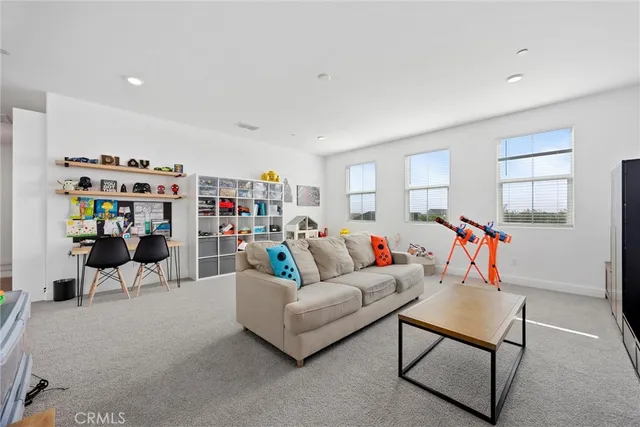 $570,000 | 3310 Spruce Park Way, Shafter, CA 93263