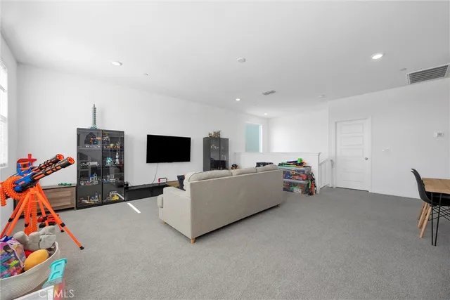 $570,000 | 3310 Spruce Park Way, Shafter, CA 93263