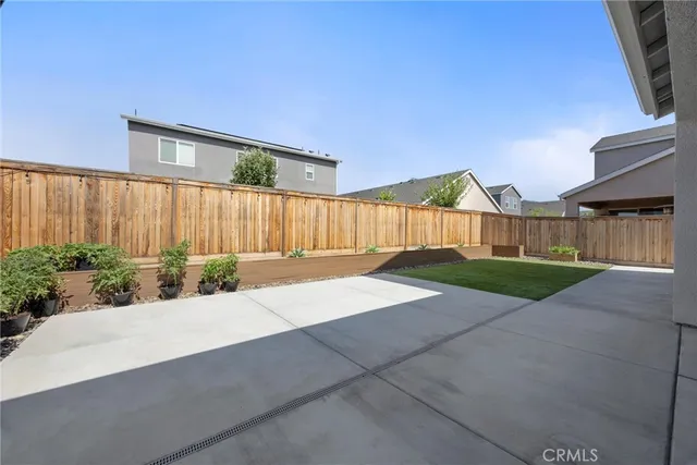 $570,000 | 3310 Spruce Park Way, Shafter, CA 93263