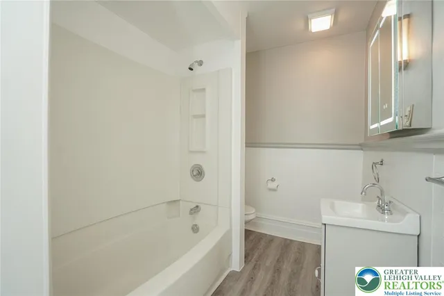 $349,900 | 9 Tunnel Street, Lansford, PA 18232