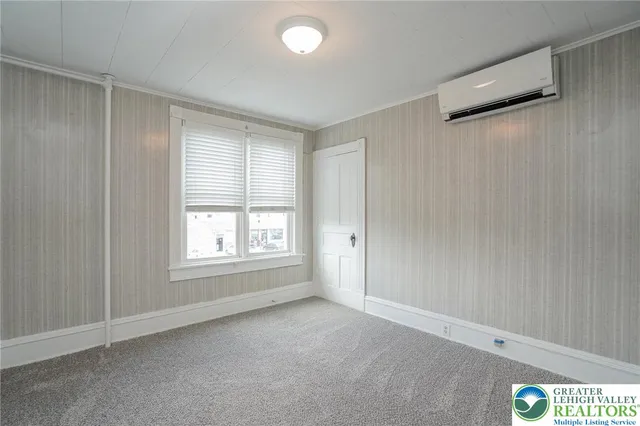 $349,900 | 9 Tunnel Street, Lansford, PA 18232