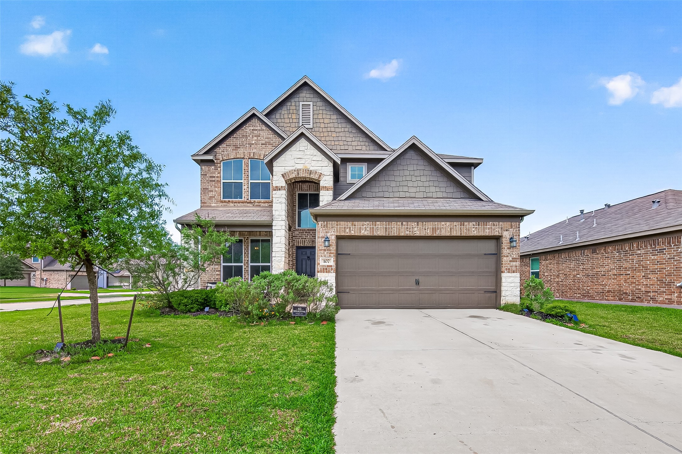 107 Sawmill Ridge Road Rosharon, TX 77583 - Photo 1 of 50