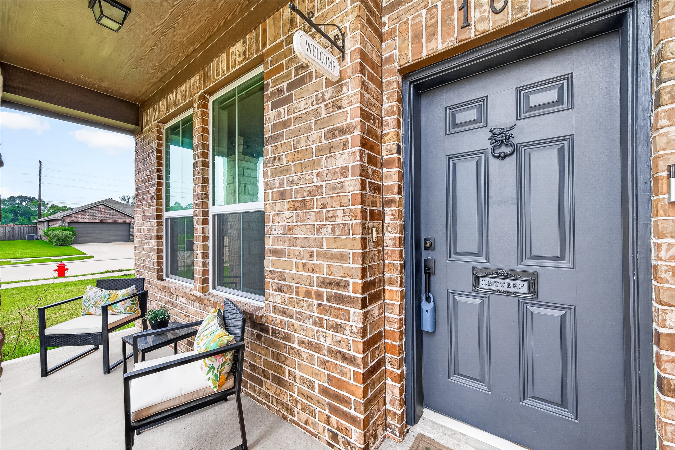 107 Sawmill Ridge Road Rosharon, TX 77583 - Photo 3 of 50
