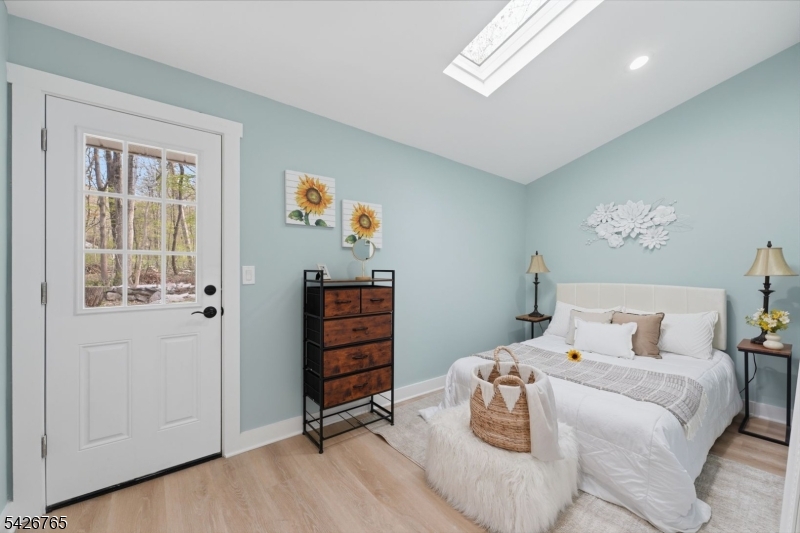 46 Wildwood Road Oak Ridge, NJ 07438 - Photo 4 of 13
