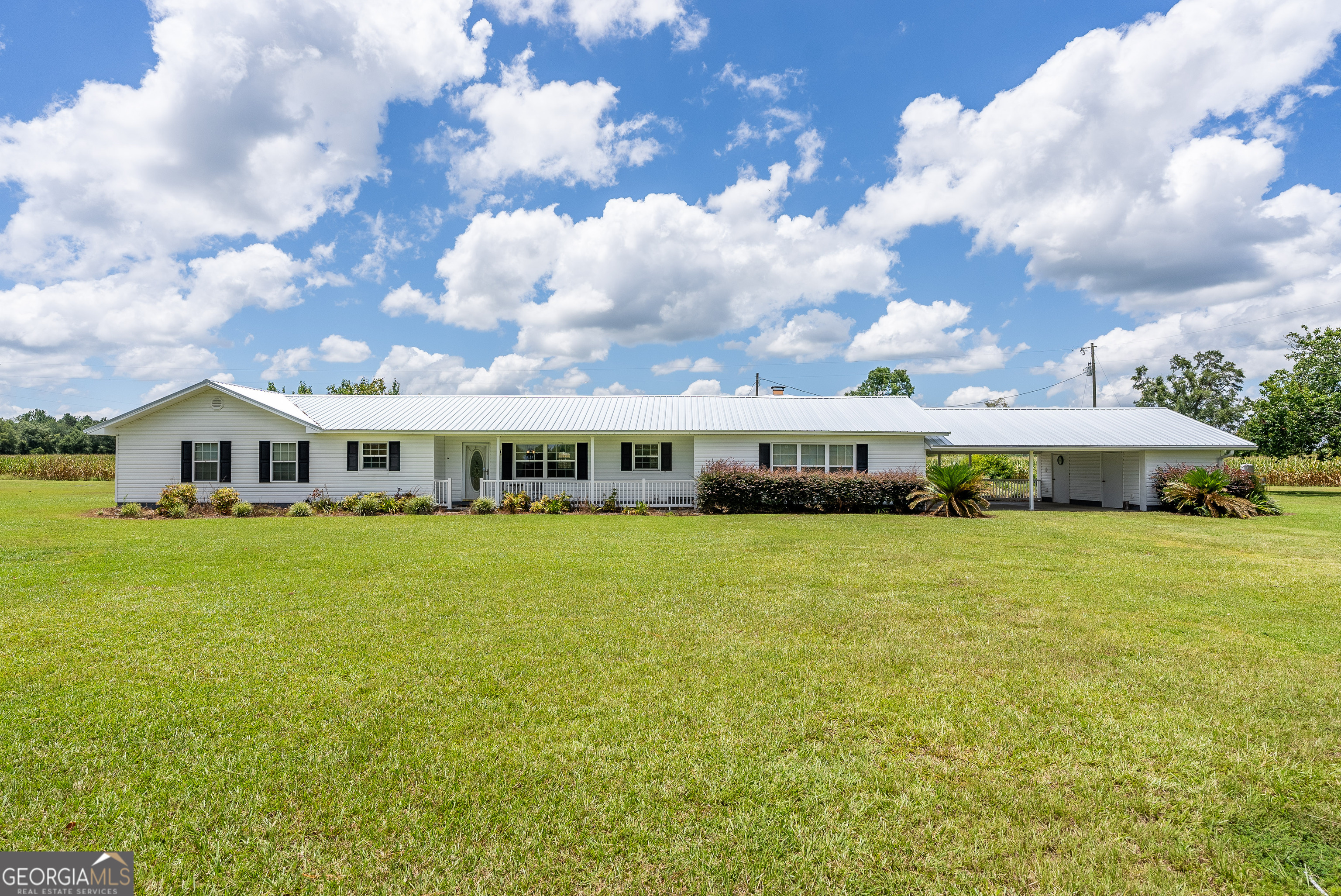 596 Teakwood Road Alma, GA 31510 - Photo 10 of 54 Gallery Image 10