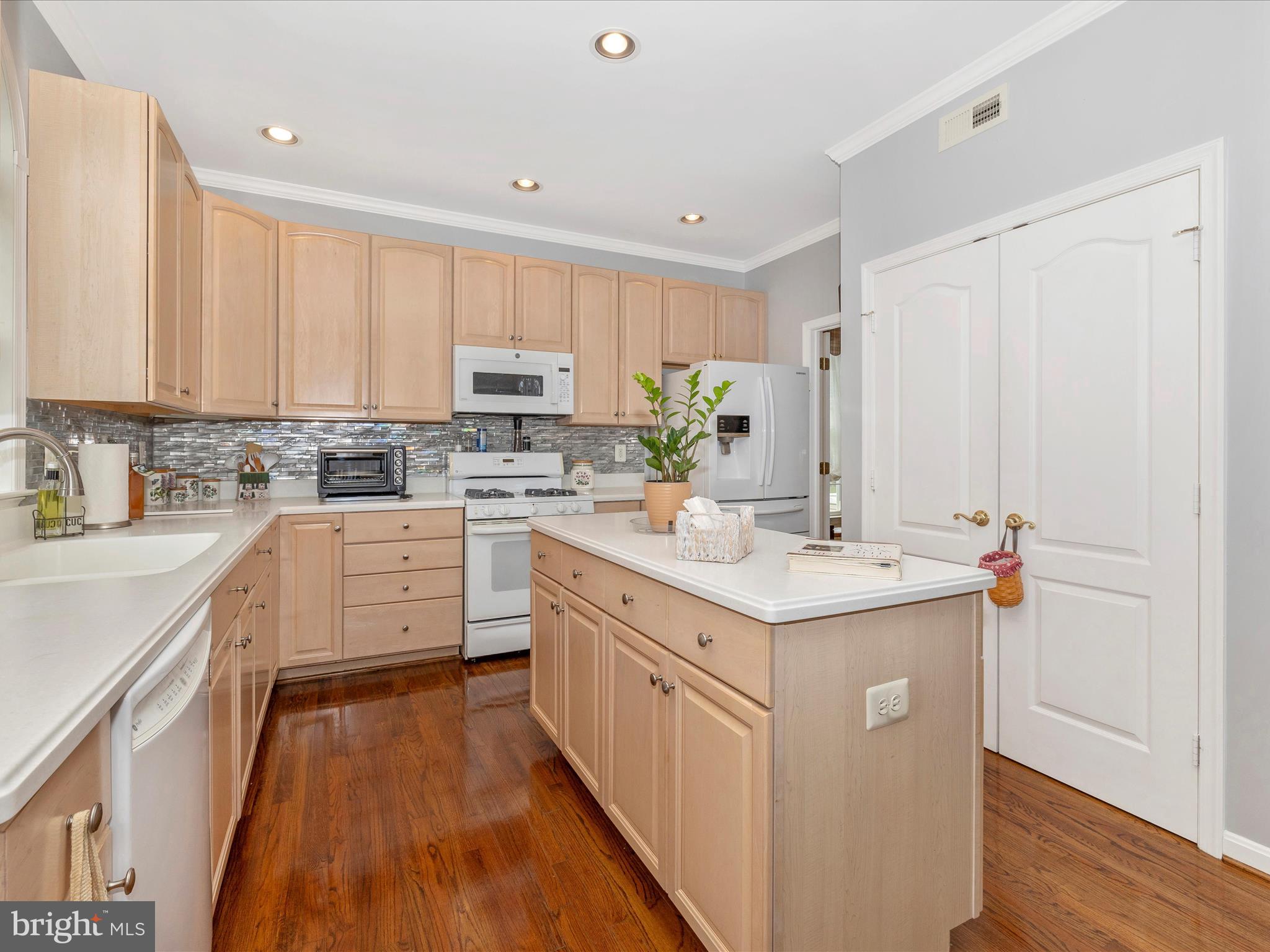 2639 Bear Den Road Frederick, MD 21701 - Photo 16 of 70 Kitchen