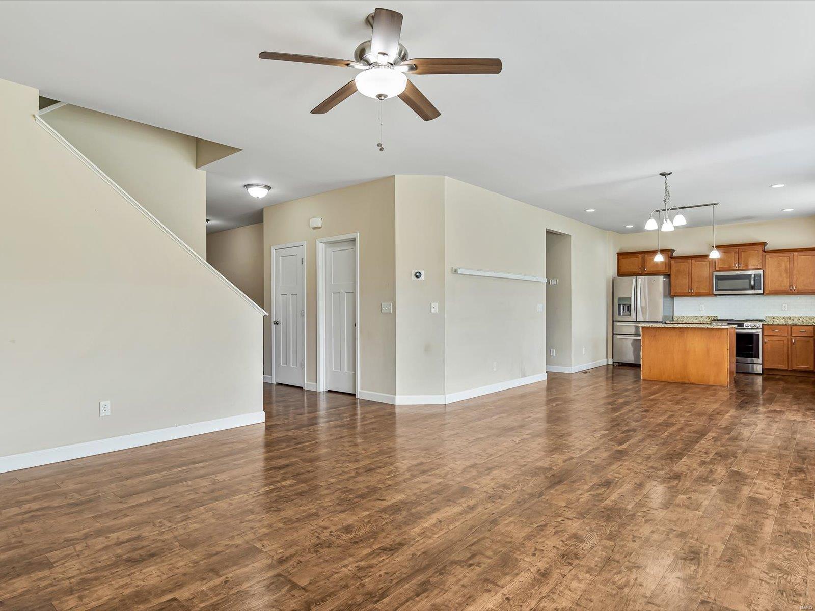 829 Bluff Ridge Lane Shiloh, IL 62221 - Photo 4 of 27 Gallery Image 4