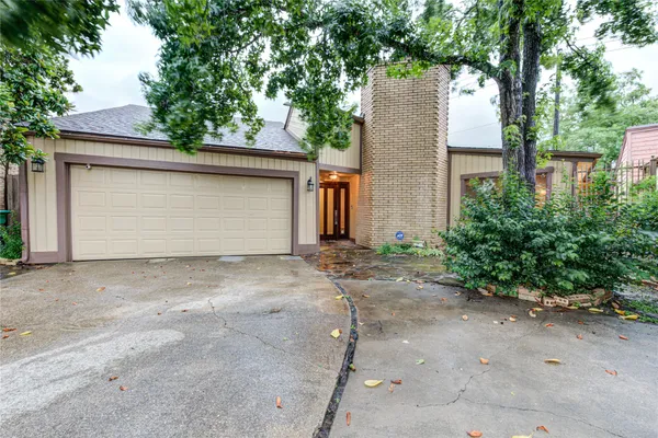 $2,500 | 10850 Kirktown Drive, Houston, TX 77089