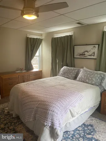 $1,500 | 204 West Main Street, Millville, NJ 08332