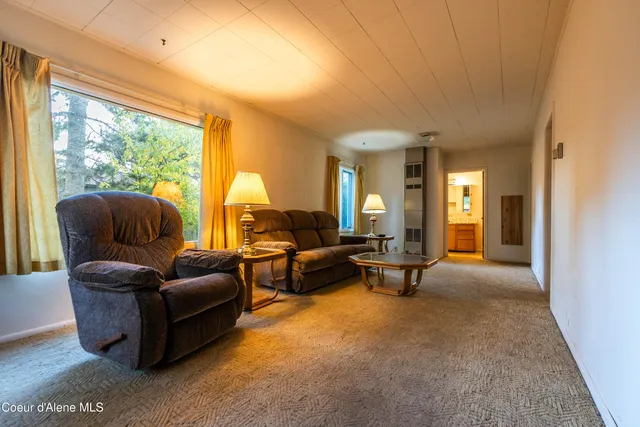 $470,000 | 306 Washington Street, Dover, ID 83825