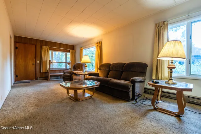 $470,000 | 306 Washington Street, Dover, ID 83825