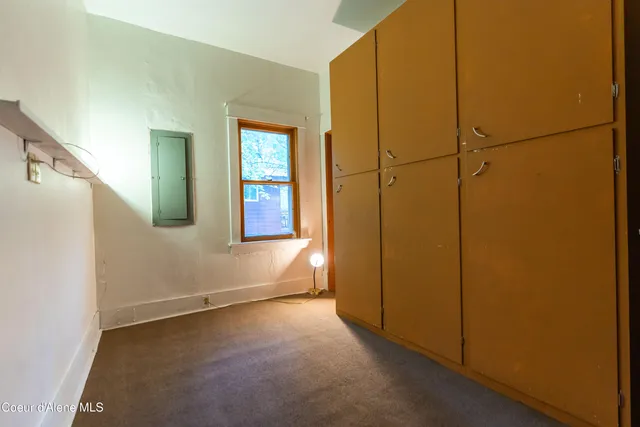 $470,000 | 306 Washington Street, Dover, ID 83825