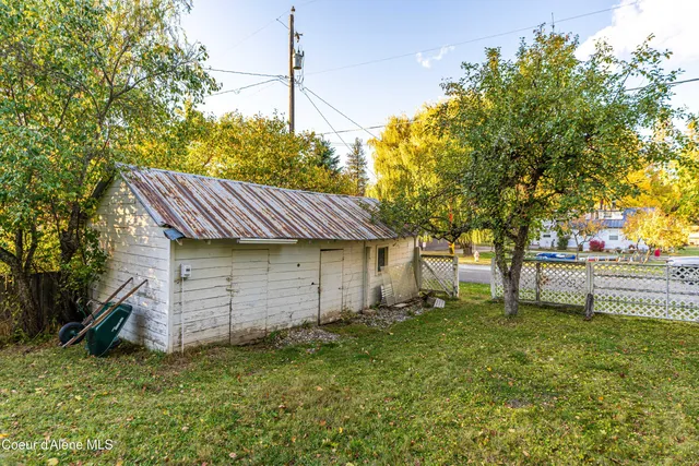 $470,000 | 306 Washington Street, Dover, ID 83825