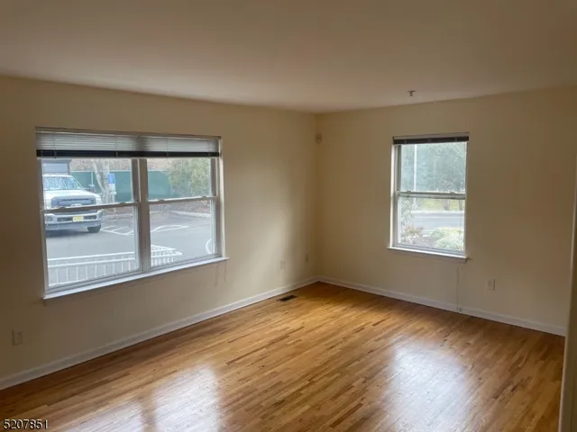 $2,000 | 1527 Lamberts Mill Road, Unit 1A, Westfield, NJ 07090