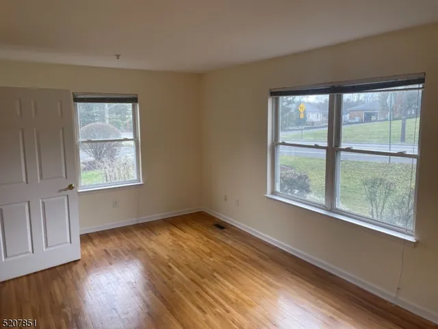 $2,000 | 1527 Lamberts Mill Road, Unit 1A, Westfield, NJ 07090