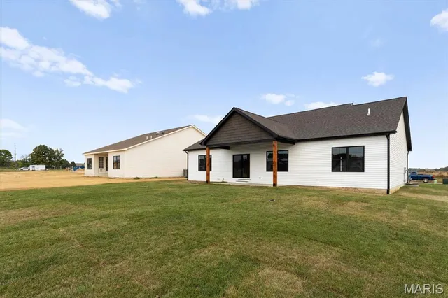 $598,800 | 817 Golden Bell Lane, O'Fallon, IL 62269