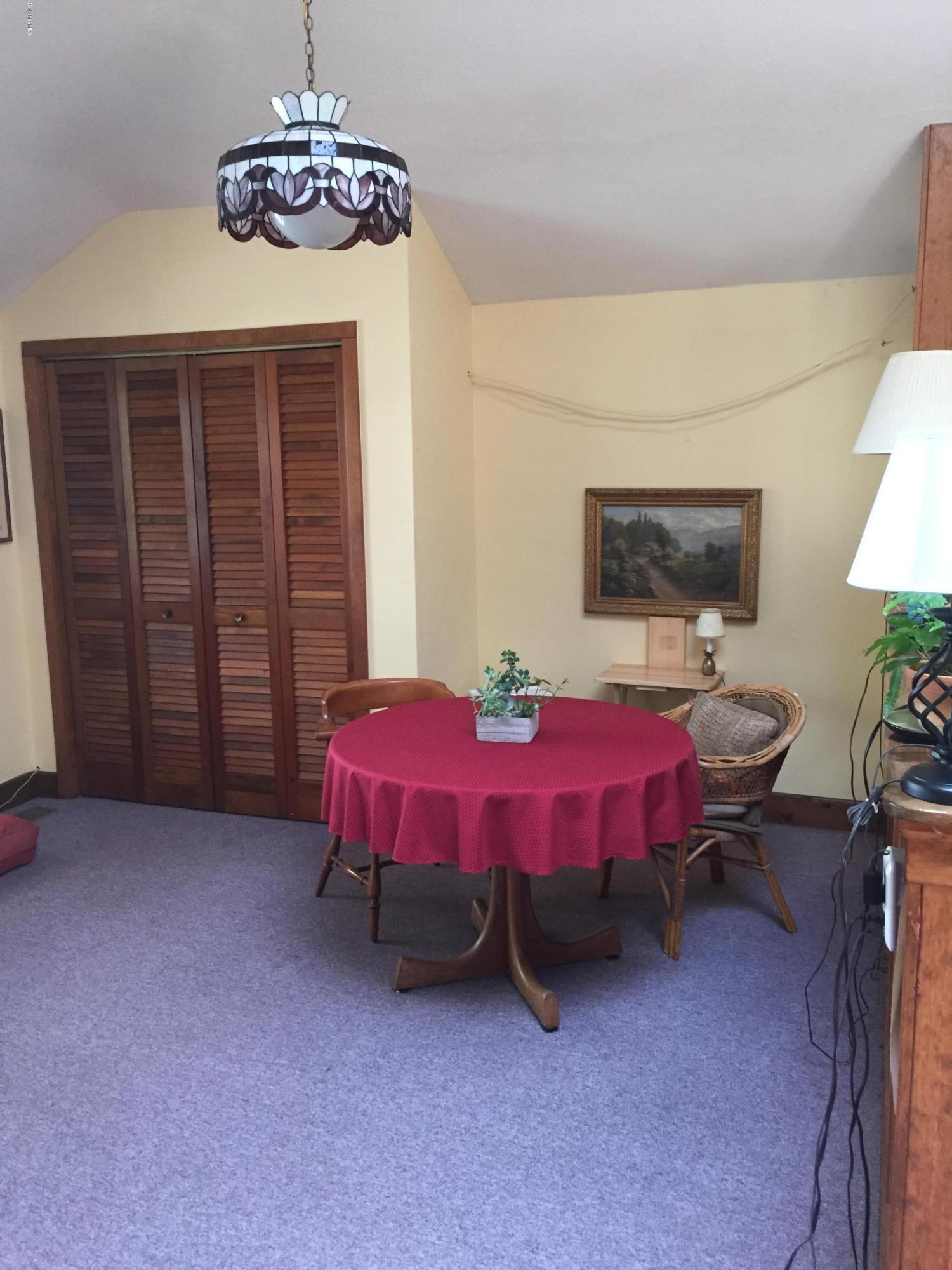 290 Dalton Division Road Pittsfield, MA 01201 - Photo 26 of 28 Dining Room