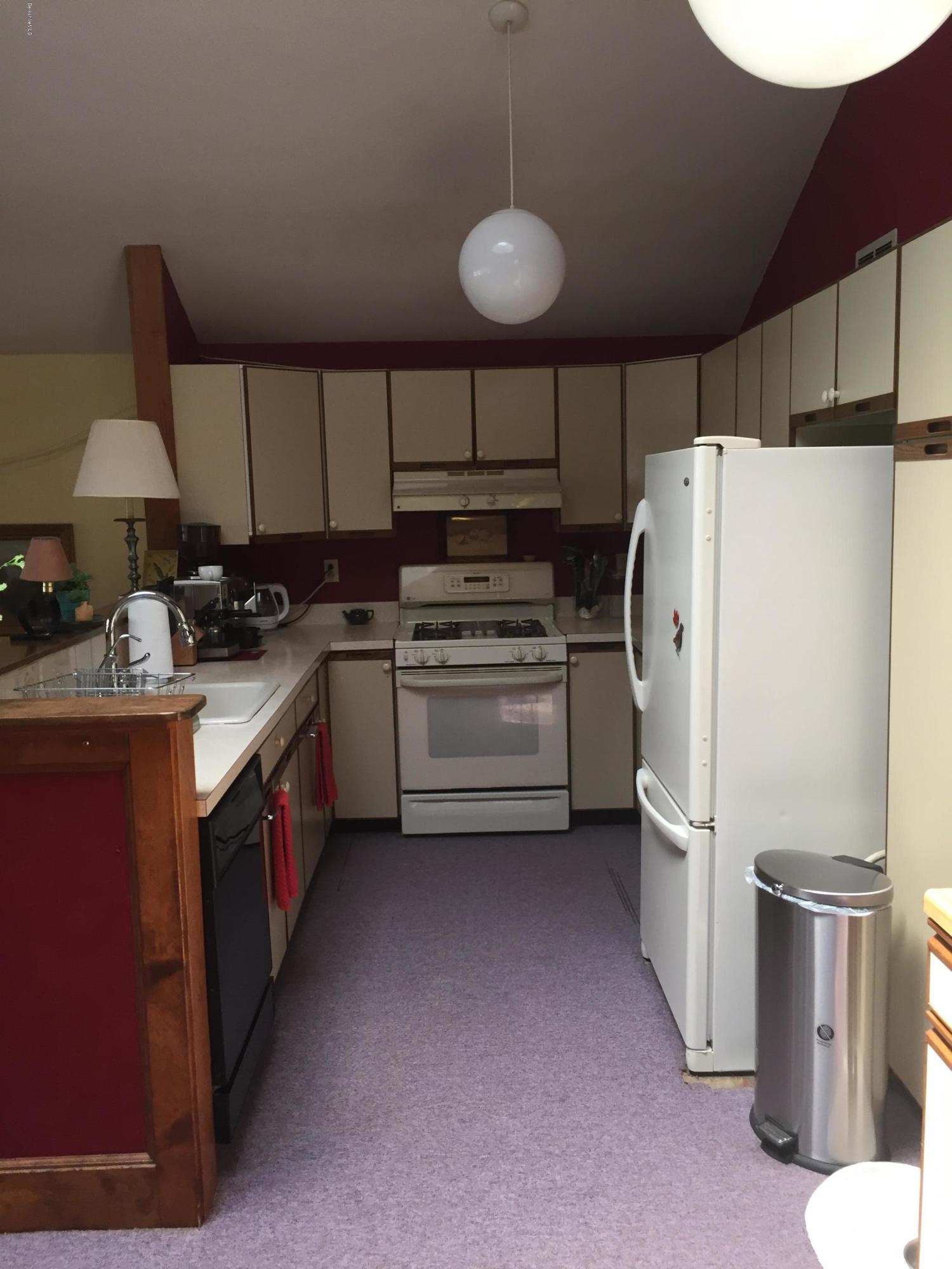 290 Dalton Division Road Pittsfield, MA 01201 - Photo 28 of 28 Kitchen