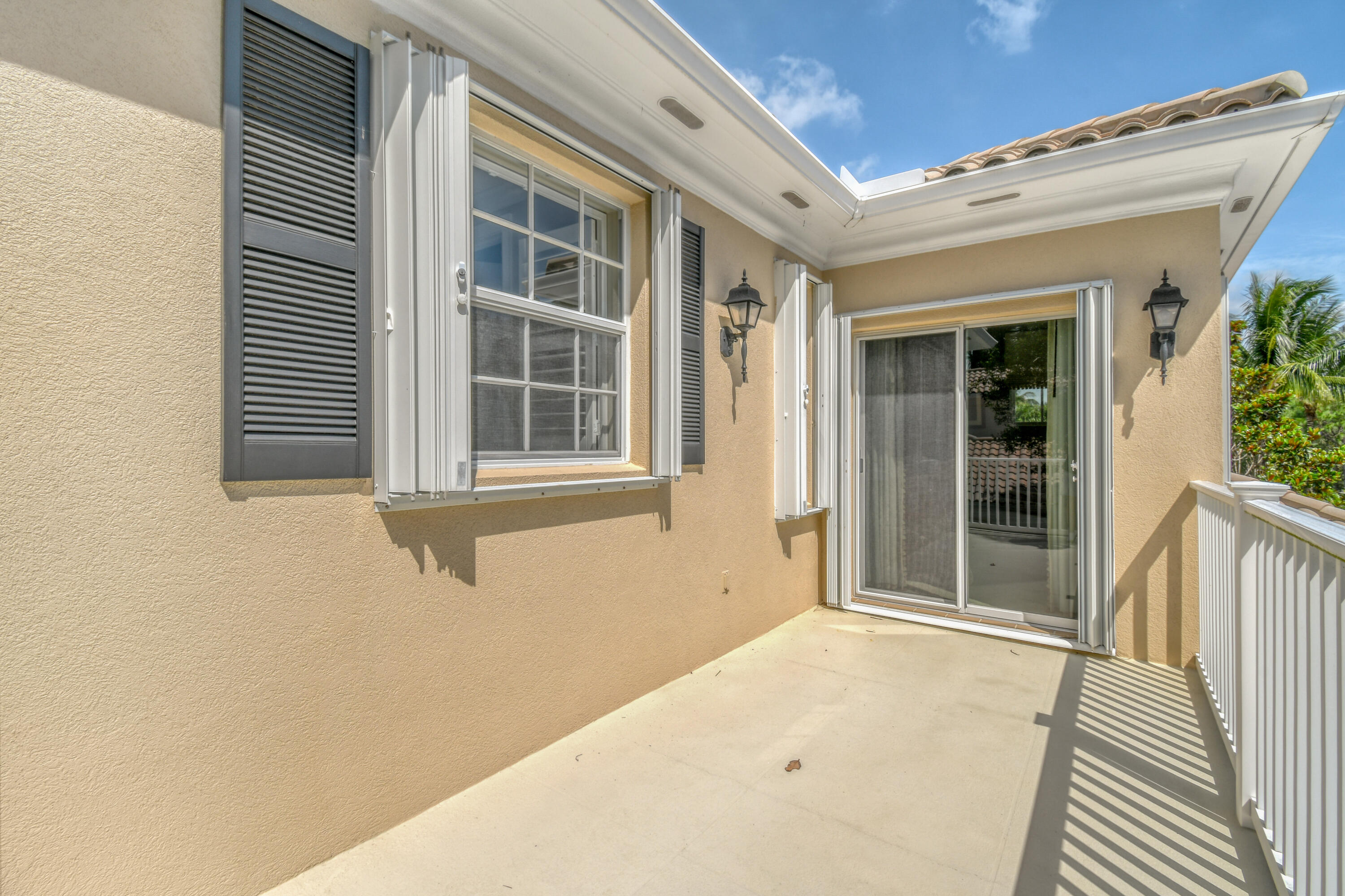 143 Florence Drive Jupiter, FL 33458 - Photo 37 of 74 DSC_5178